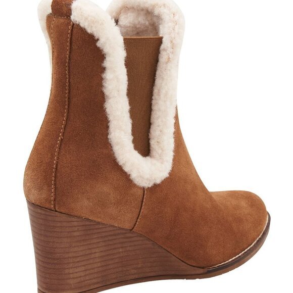 André Assous Women's Faux‎ Shearling Trim Wedge Leather Bootie - Picture 4 of 9